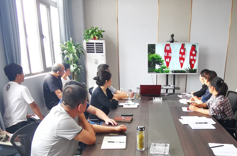 083850-654201.jpg 觀看“安全生產(chǎn)月”主題宣教片照片.jpg