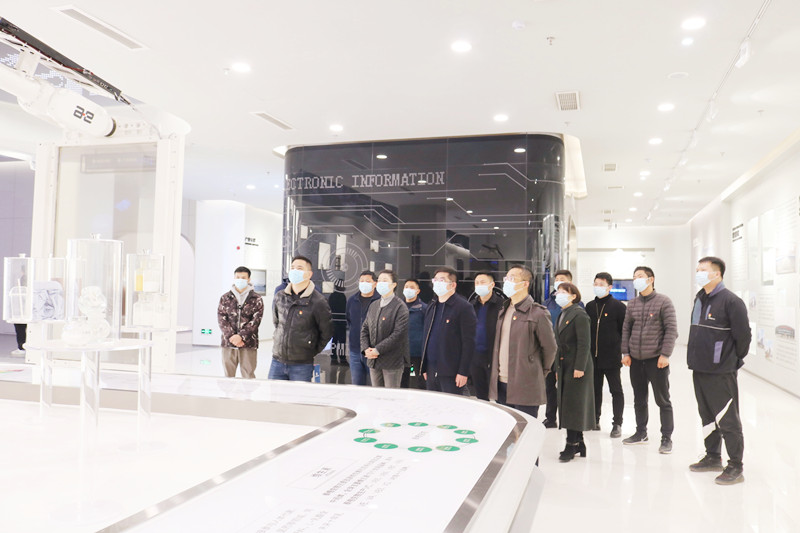 153449-361642.jpg 蚌埠建材黨支部開展主題黨日活動2__副本.jpg